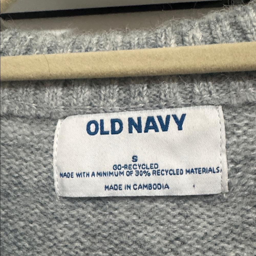 Old Navy Gray Sweater with Pink Heart - Picture 2 of 7